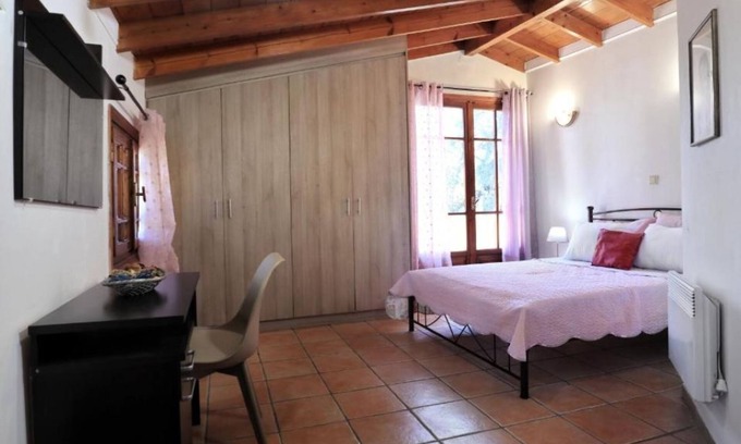 Kalligoni Villa | A 3-bedroom villa with WiFi and AC in welcoming Lefkada with beautiful gardens
