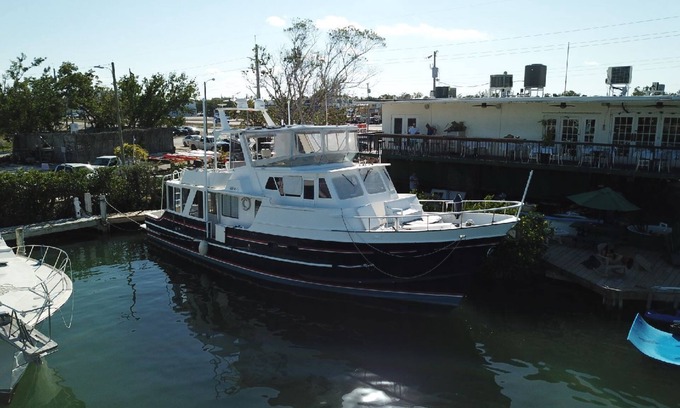 Tavernier Boat Rental | A 57-foot trawler in Islamorada