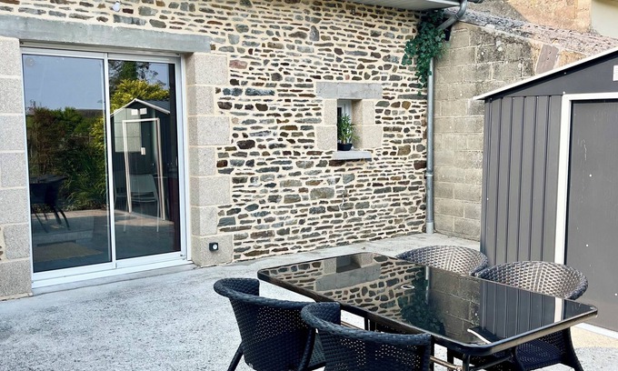 Saint-Georges-de-Grehaigne House | A beautiful escape from Mont-Saint-Michel