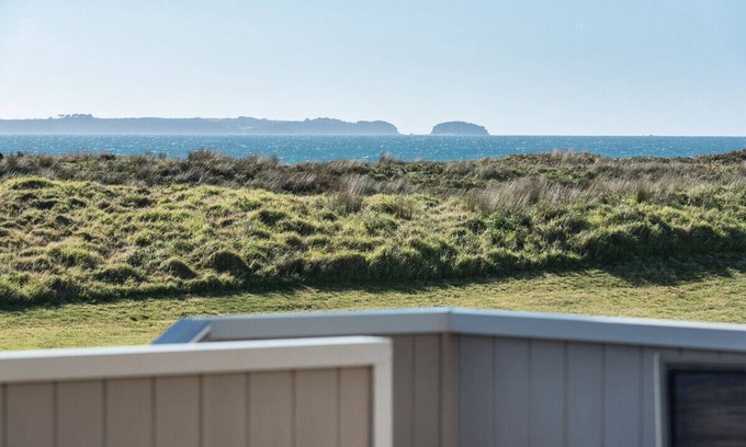 Papamoa Beach Cottage | A Beach Barn Haven - Papamoa Holiday Home