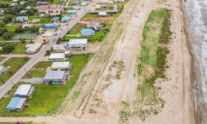 Grand Isle House | A Beach Sanctuary: Spacious 3BR beachfront home in Grand Isle, LA, perfect for 12 guests.
