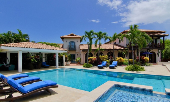 Morne Rouge Villa | A Beautiful Beachfront Villa