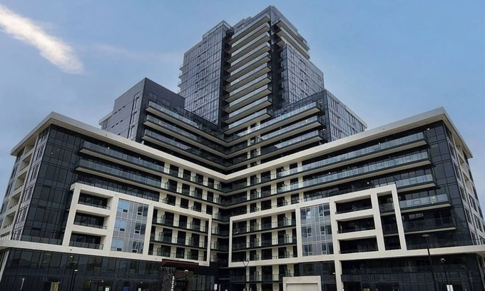 Oakville Condo | A beautiful condo 1 bed and 1 bathroom , good for 4 people