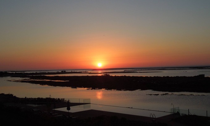 Fuseta Apartment | A beautiful one bedroom apartment - right on the waterfront in the Ria Formosa.