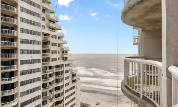 Atlantic City Condo | A Beautiful Resort !
