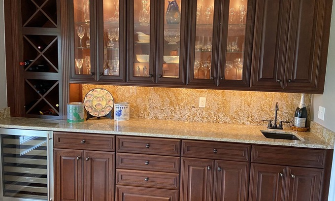 Woolford House | A Beautiful Waterfront Retreat for Family Gatherings!