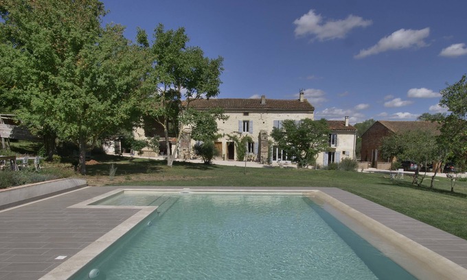Gaudies Cottage | A beautifully appointed (100sqm) 200 year old farmhouse near Mirepoix