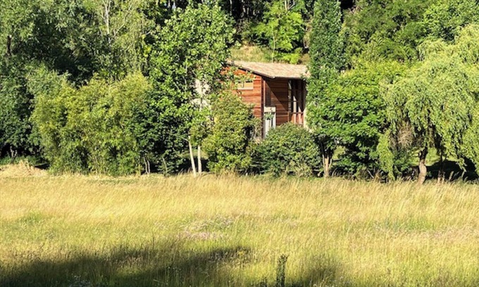 Les Echets Bed & Breakfast | A bed and breakfast in the woods