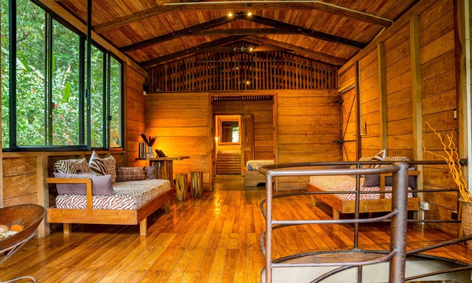 Misahualli Cabin | A Boutique Hotel, Spa, Restaurant, activities, in the middle of the rainforest.