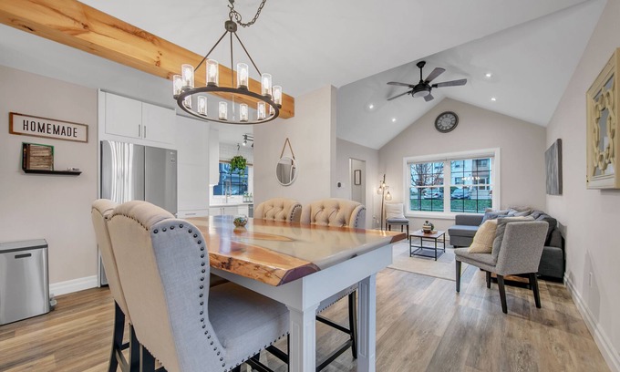 Orangeville Apartment | A bright & chic 2 bedroom urban apartment