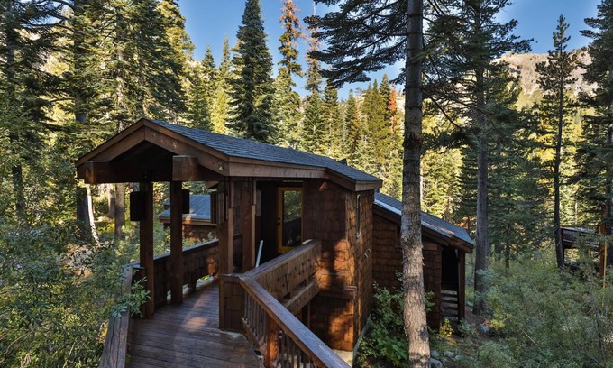 Alpine Meadows Cabin | A Cabin by Heath, An Idyllic Escape in Lake Tahoe