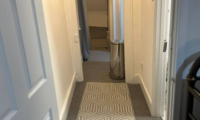 Tower Hamlets Apartment | A Cara do Viajante