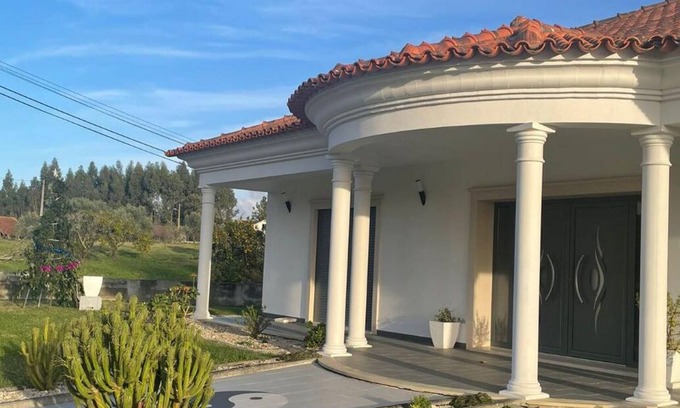 Pombal House | A Casa das Oliveiras