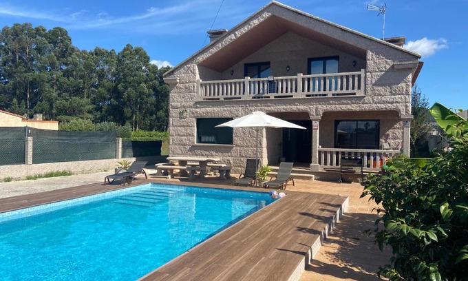 Carracido House | A CASA DE SISAN