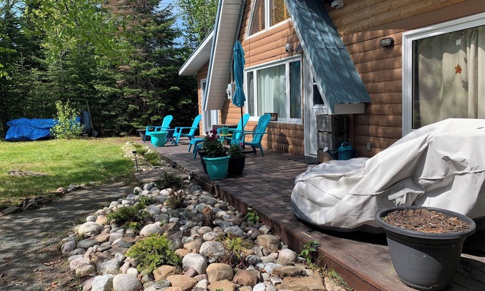 Shuniah Cottage | A Chalet - Your Superior Sanctuary