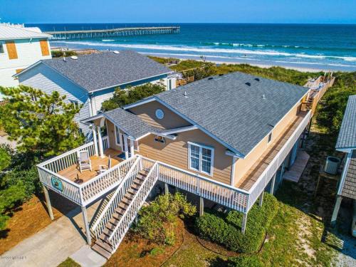 Topsail Beach House | A Charm of Finches