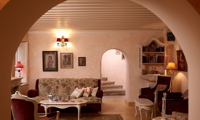 Ano Pedina House | A charming19th stone village house with French Provencal style