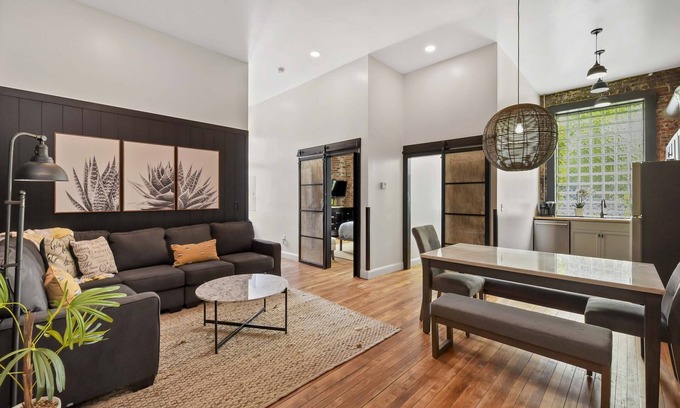 Kamm's Corners Apartment | A Cleveland Modern and Historic Apartment