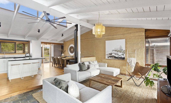 Coronet Bay House | A Coastal Haven