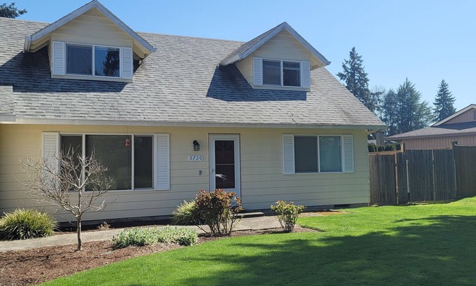 Aloha House | A comfortable home for friends and family to gather and play.