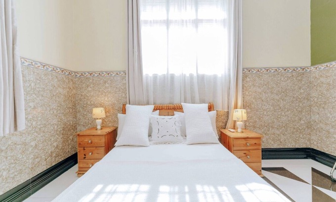 Tunguu House | A cool 3-bed bungalow a hop away from the airport.
