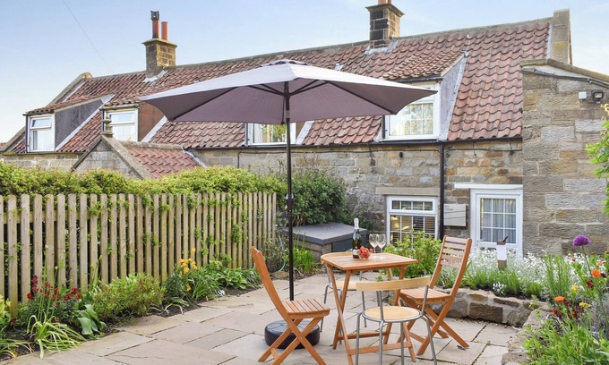 Egton Cottage | A cosy little cottage, full of character, history and charm.