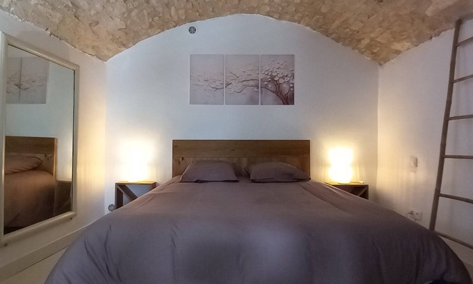 Castellet Apartment | A cosy nest in the heart of the Luberon