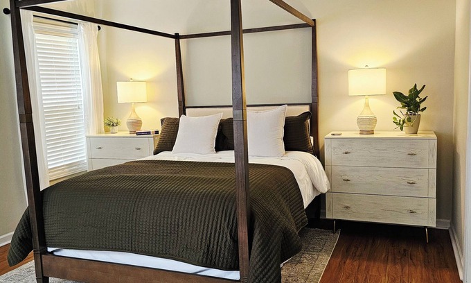 Hampstead House | A cozy and charming home located near gorgeous beaches and a bustling downtown.