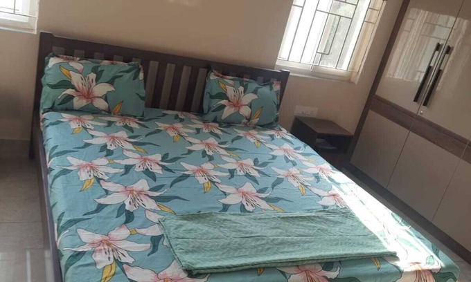 Chanda Nagar Apartment | A cozy fully furnished 3-bedroom apartment