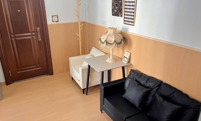 Ziyang County Apartment | A cozy home，Chic 2-bedroom apartment with AC, WiFi in beautiful Wuyuan county