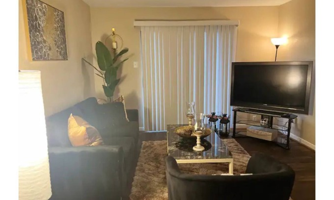 Woodforest Apartment | A cozy place to stay at East End Extended Stay