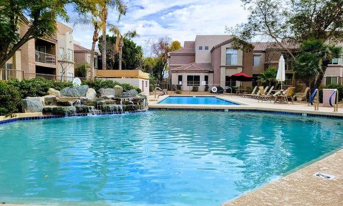 Deer Valley Condo | A cute and cozy 1 bedroom,1bathroom condo in the heart of North Phoenix!