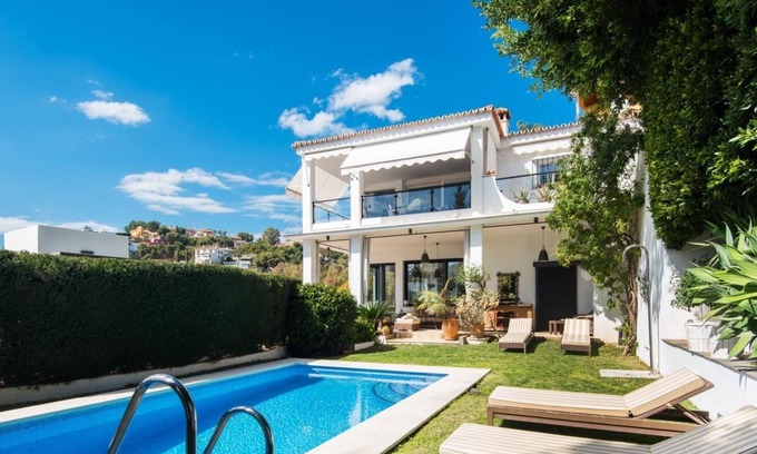 Cerrado de Calderon Villa | A Film Village: the sun in your hands