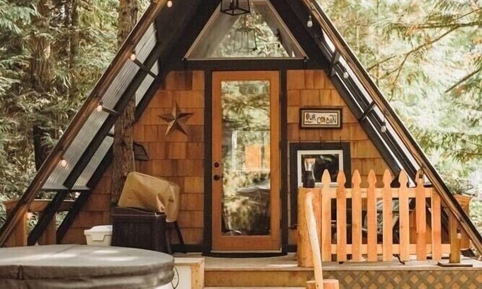 Port Angeles Cabin | A-Frame Away on the Olympic Peninsula w/Hot Tub!
