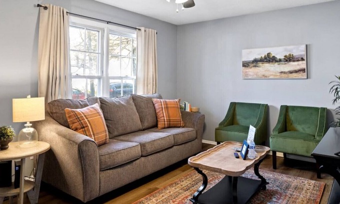 Southeast Raleigh House | A Happy Home in Garner