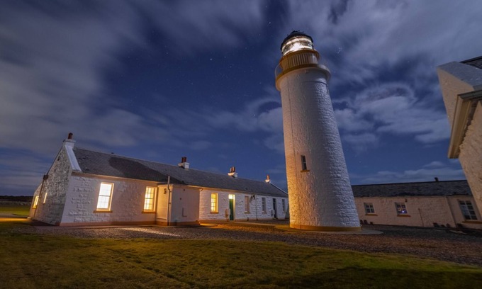 Castletown Cottage | A holiday cottage that sleeps 3 guests in 2 bedrooms