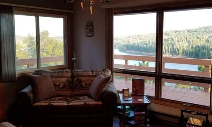 Crystal Lake House | A home away from home with views of the lake. permit #22-RES0601