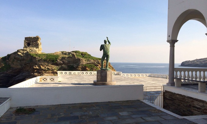 Andros Town Villa | A House on the Rocks