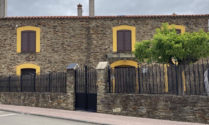 La Codosera House | A HOUSE TO SHARE