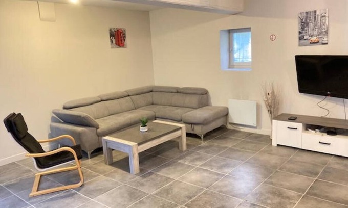 Neuvy-sur-Loire Bed & Breakfast | A&J Family 8 Personnes