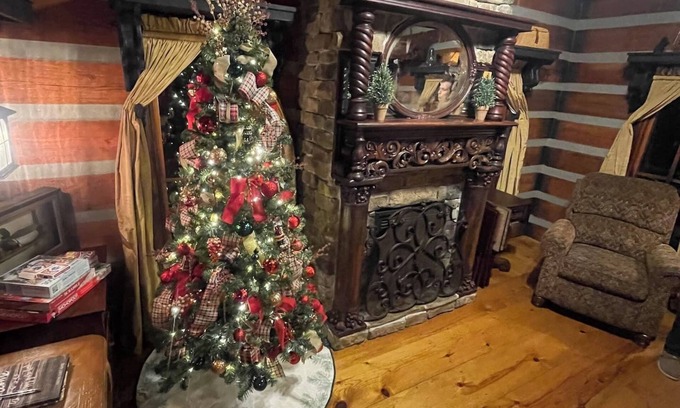 Park City Cabin | A Kentucky Cabin - Cozy Secluded Cabin One Mile From Mammoth Cave National Park