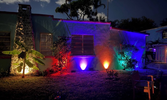 East Fort Lauderdale House | A Key West Flamingo Bungalow has arrived in Fort Lauderdale.