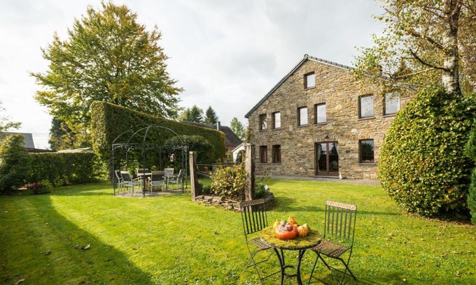 Longfaye House | A la ferme du Pere Eugene