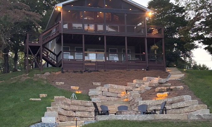 Winchester House | A Little Slice of Heaven - Come see one of Tennessee's best kept secrets