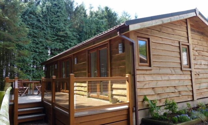 Cornwall Cabin | A Lodge set in a Quiet Location with country Views