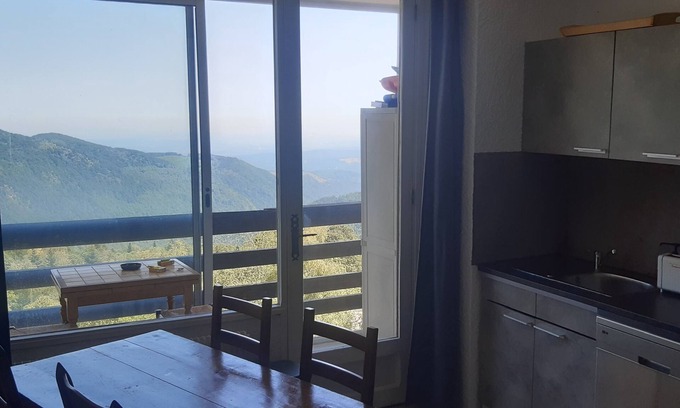 Montferrier Apartment | A Louer Studio aux Pieds des Pistes aux Monts D'olmes, 4/5 Personnes