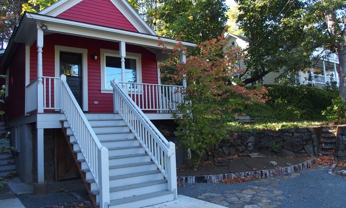 Mosier Cottage | A Lovely Cottage In The Heart Of The Columbia River Gorge