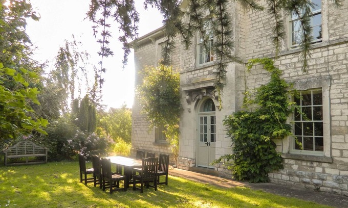 Malton House | A Magnificent, Limestone, Georgian Property