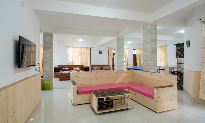Kandaghat House | A modern and independent house Near Shimla. Sunset view