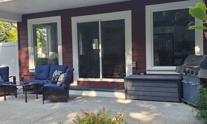 Regional District of Nanaimo Cottage | A modern cozy cottage in your own wooded backyard located mid Vancouver Island.